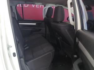 Toyota Hilux 2.4GD-6 double cab 4x4 Raider auto - Image 12