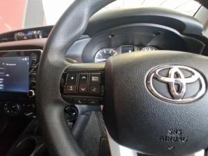 Toyota Hilux 2.4GD-6 double cab 4x4 Raider auto - Image 15