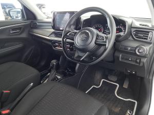 Suzuki Swift 1.2 GLX auto - Image 30