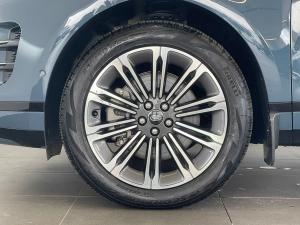 Land Rover Range Rover Evoque D200 R-Dynamic SE - Image 24