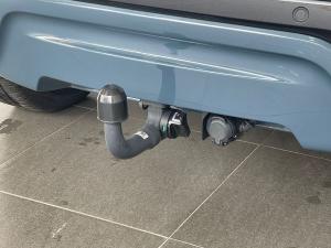 Land Rover Range Rover Evoque D200 R-Dynamic SE - Image 9