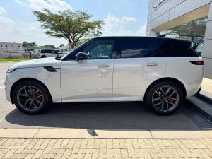 Land Rover Range Rover Sport D350 Dynamic HSE - Image 3