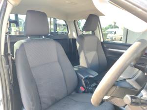 Toyota Hilux 2.4GD-6 Xtra cab SRX - Image 16