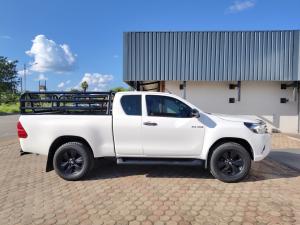 Toyota Hilux 2.4GD-6 Xtra cab SRX - Image 3