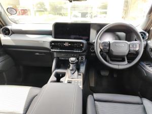 Toyota Land Cruiser Prado 2.8GD VX-R - Image 6