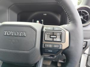 Toyota Land Cruiser Prado 2.8GD VX-R - Image 10