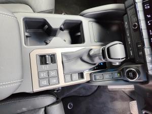 Toyota Land Cruiser Prado 2.8GD VX-R - Image 12