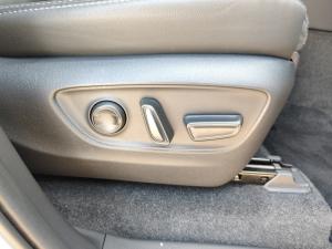 Toyota Land Cruiser Prado 2.8GD VX-R - Image 19