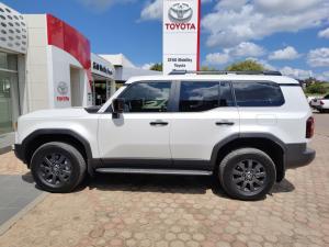 Toyota Land Cruiser Prado 2.8GD VX-R - Image 24
