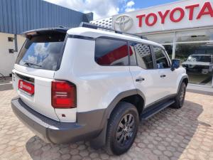 Toyota Land Cruiser Prado 2.8GD VX-R - Image 2