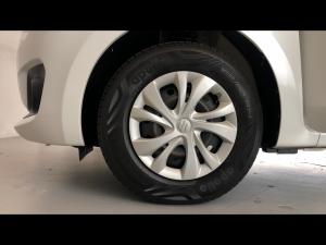 Suzuki Swift 1.2 GLX auto - Image 18