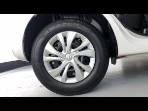 Suzuki Swift 1.2 GLX auto - Image 20