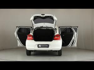 Suzuki Swift 1.2 GLX auto - Image 24