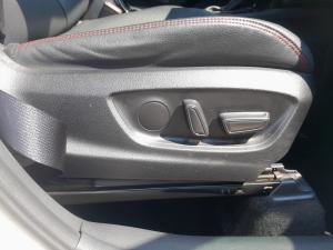 Toyota Corolla Cross 1.8 GR-Sport - Image 17