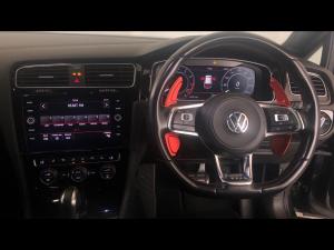 Volkswagen Golf GTI - Image 8