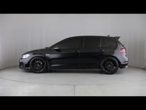 Volkswagen Golf GTI - Image 22