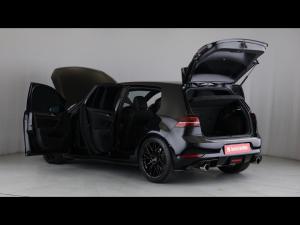 Volkswagen Golf GTI - Image 25