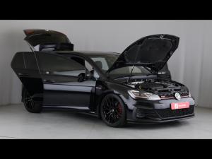 Volkswagen Golf GTI - Image 29