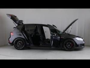 Volkswagen Golf GTI - Image 30