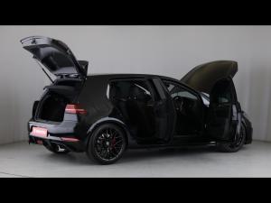 Volkswagen Golf GTI - Image 31