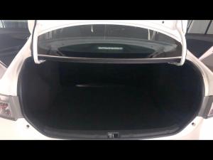 Toyota Corolla Quest 1.6 auto - Image 13