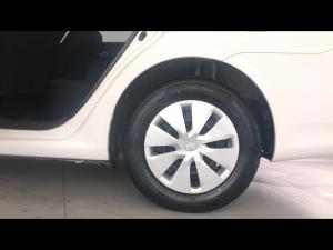 Toyota Corolla Quest 1.6 auto - Image 19