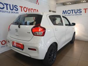 Toyota Vitz 1.0 XR manual - Image 2
