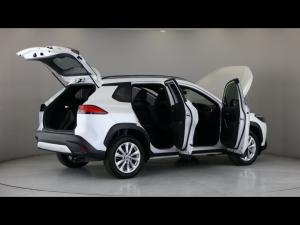 Toyota Corolla Cross 1.8 XS - Image 31