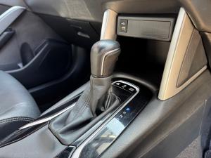 Toyota Corolla Cross 1.8 Hybrid XS - Image 12