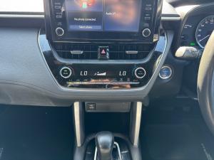 Toyota Corolla Cross 1.8 Hybrid XS - Image 14