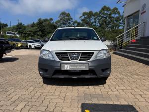 Nissan NP200 1.6i safety pack (aircon) - Image 4