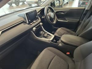 Toyota RAV4 2.0 GX CVT - Image 7