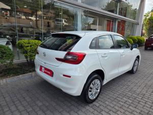 Toyota Starlet 1.5 Xi - Image 2