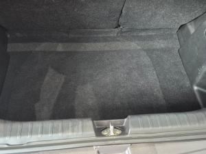 Toyota Starlet 1.4 Xi - Image 11