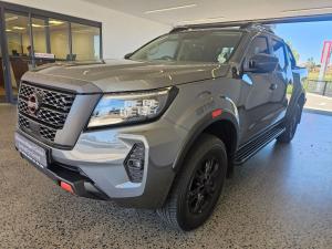 Nissan Navara 2.5DDTI PRO-4X 4X4 automatic D/C - Image 2