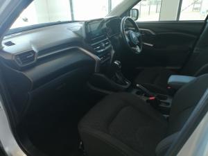 Toyota Urban Cruiser 1.5 XR automatic - Image 7