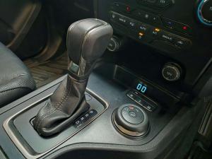 Ford Everest 3.2 Tdci XLT 4X4 automatic - Image 19