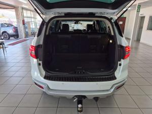 Ford Everest 3.2 Tdci XLT 4X4 automatic - Image 6