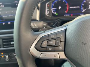 Volkswagen Polo hatch 1.0TSI Life auto - Image 17