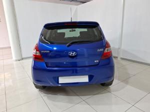 Hyundai i20 1.6 GLS - Image 12