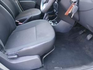 Nissan NP200 1.6i safety pack (aircon) - Image 7