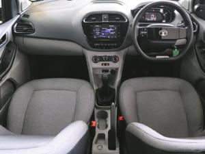 Tata Tiago 1.2 XT manual - Image 5