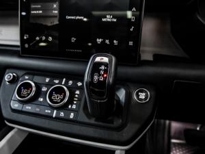 Land Rover Defender 110 D350 X-Dynamic HSE - Image 14