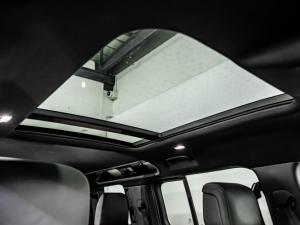 Land Rover Defender 110 D350 X-Dynamic HSE - Image 22