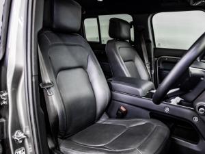 Land Rover Defender 110 D350 X-Dynamic HSE - Image 7