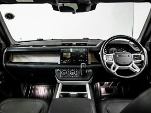 Land Rover Defender 110 D350 X-Dynamic HSE - Image 9