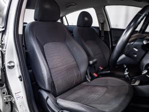 Kia Rio sedan 1.4 - Image 9