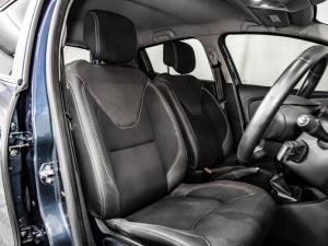 Renault Clio 66kW turbo Expression - Image 10