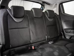 Renault Clio 66kW turbo Expression - Image 11