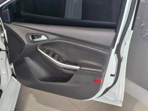 Ford Focus ST 3 - Image 15